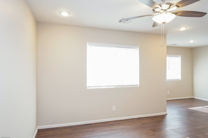 Building Photo - 9213 Millikan Ave