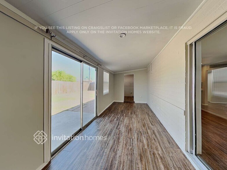 Building Photo - 3146 W Cactus Rd