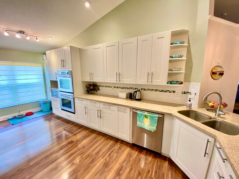Building Photo - 10121 Somersby Dr