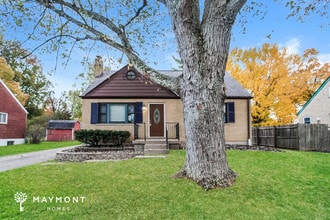 Building Photo - 9753 Woodmill Ln