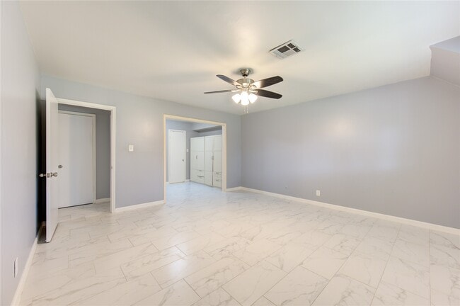 Building Photo - 1718 Anvil Dr