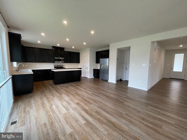 Building Photo - 23347 Sawara Ct