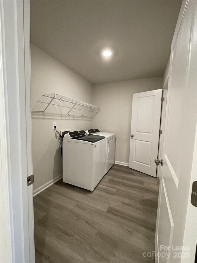 Building Photo - 110 Bird Dog Dr