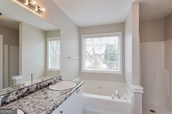 Building Photo - 3595 Boulder Cir