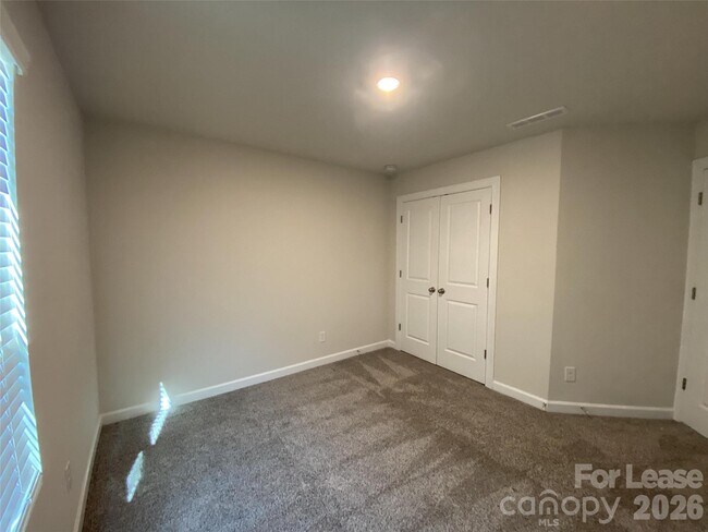 Building Photo - 12204 Diablo Dr