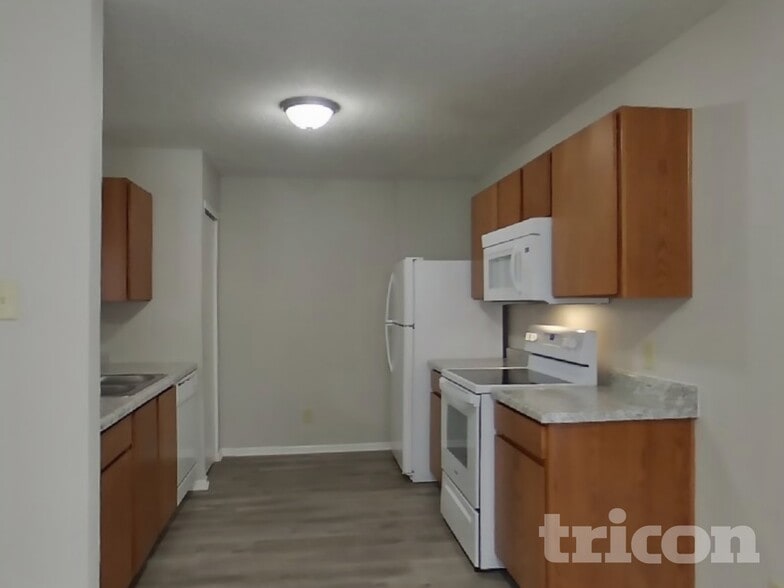 Building Photo - 936 Balto Dr