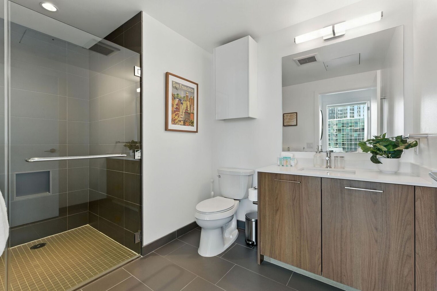 Building Photo - 399 Fremont St