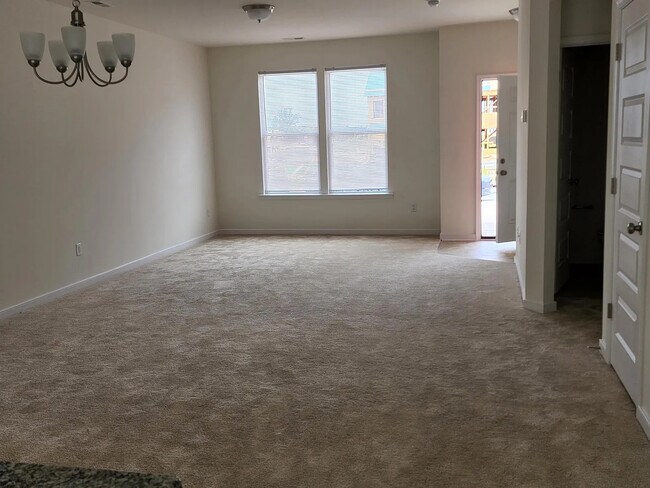 Building Photo - 12229 Dutch Elm Cir