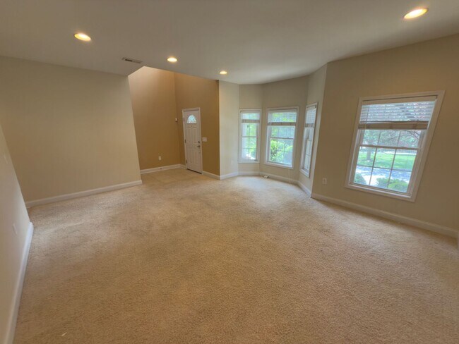 Building Photo - Christiansburg, 3 BR / 2.5 BA, Available Now