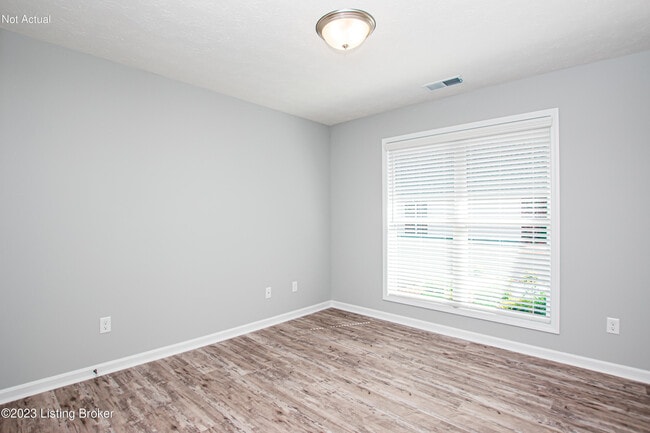 Building Photo - 500 Eagle Pointe Dr