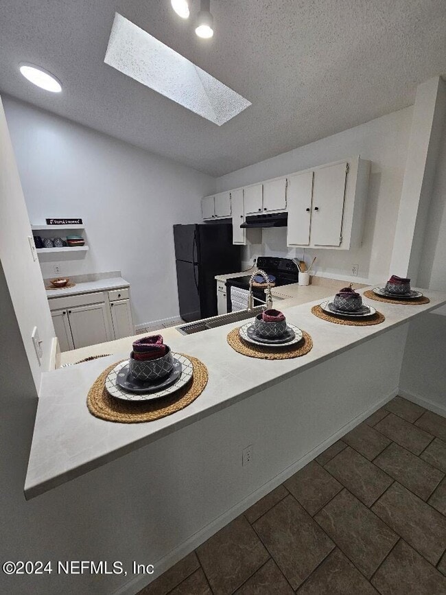 Building Photo - 2662 Malibu Cir