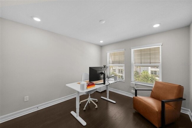 Building Photo - 5351 Bridge St