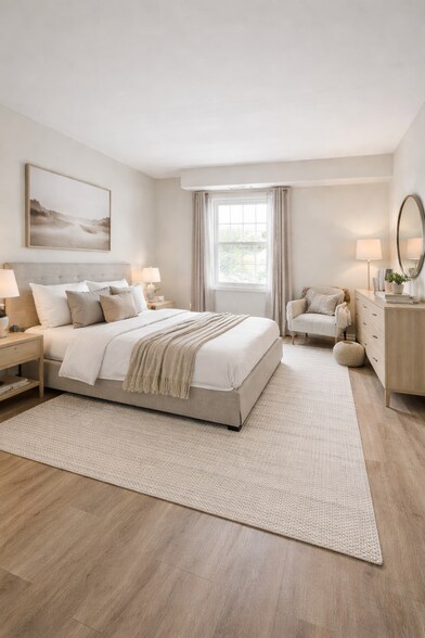 Virtually Staged - 3945 Lyndhurst Dr