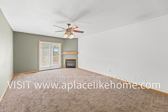 Building Photo - 8626 N Cleveland Ln