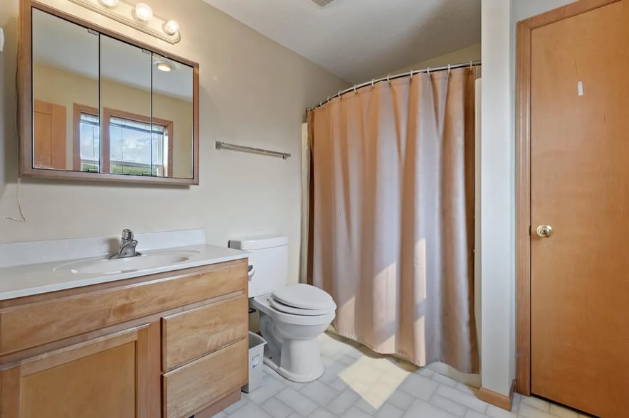 Building Photo - 1600 N Thomas Ave