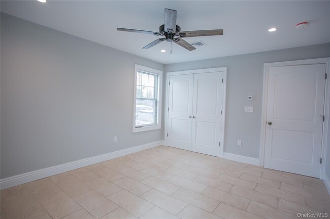 Building Photo - 59 Clinton Ave