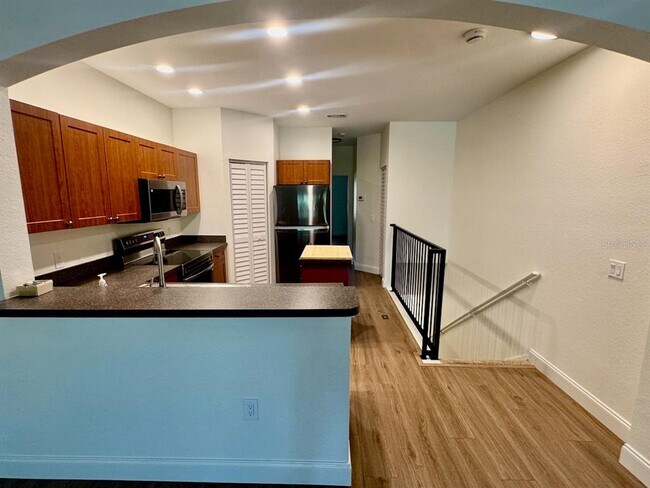 Building Photo - 2176 Portofino Pl