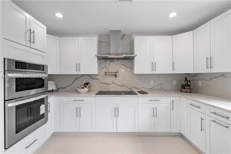 Building Photo - 224 E Acre Dr