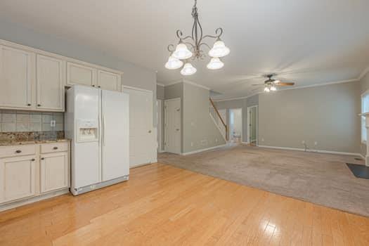 Building Photo - 903 Beaumont Ct