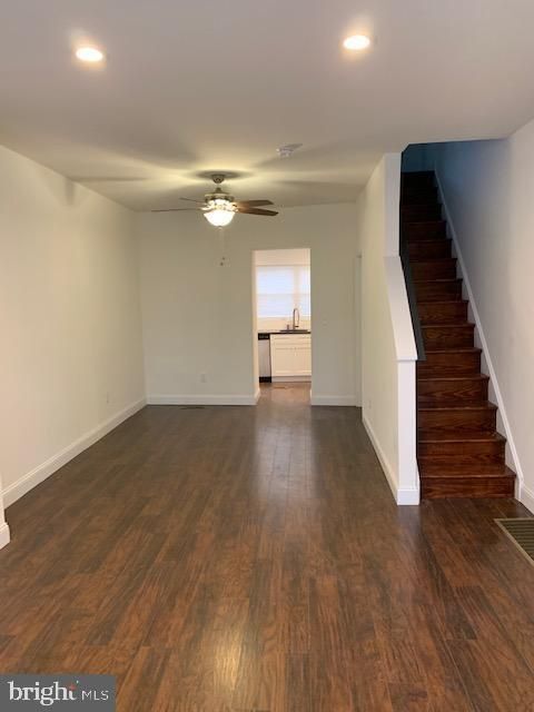 Building Photo - 1442 N Etting St