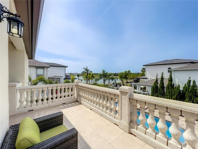 Building Photo - 760 Golden Bear Dr