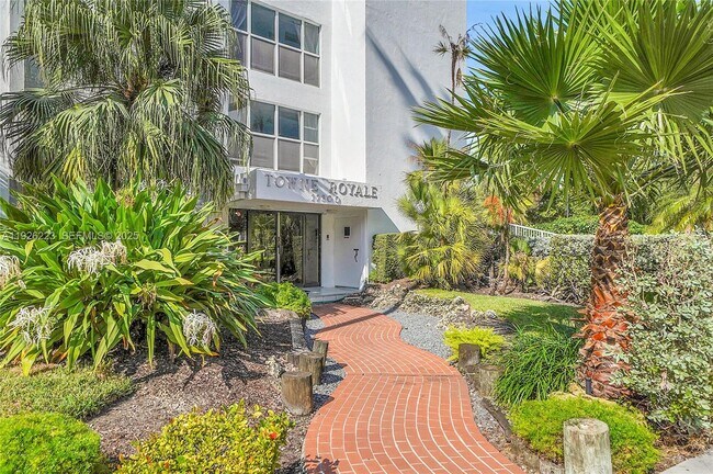 Building Photo - 17800 Atlantic Blvd