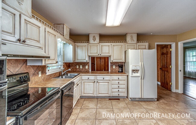 Building Photo - 1431 Brecon Dr
