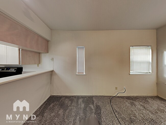 Building Photo - 2511 Fulton Square Ln
