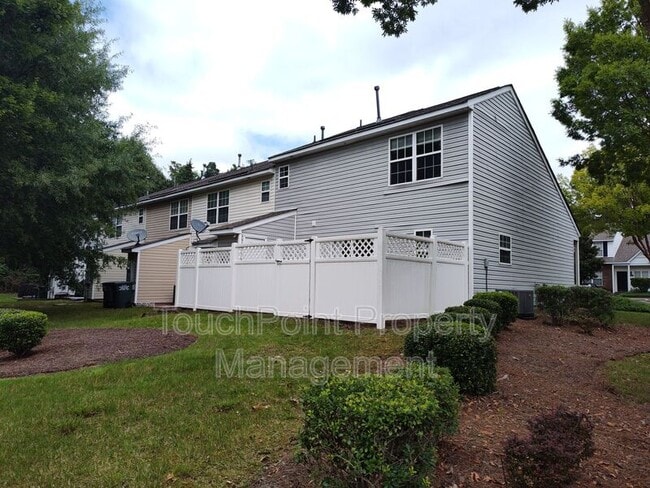 Building Photo - 11228 Grass Field Rd