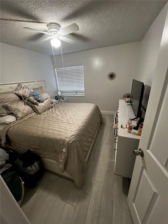 Building Photo - 7610 Stirling Rd