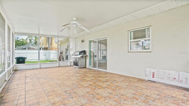 Building Photo - 105 Caterham Way