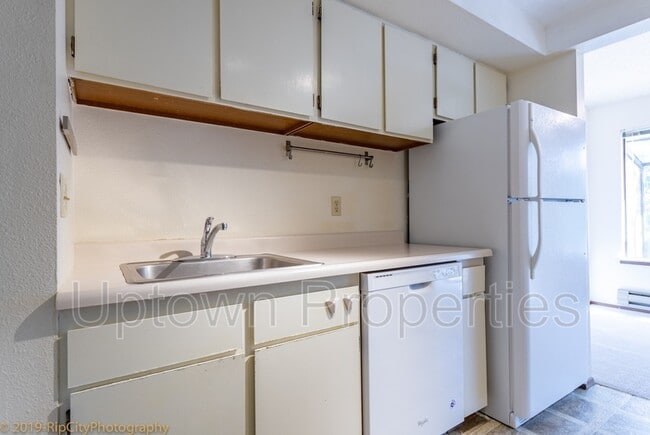 Building Photo - 254 Cervantes Cir