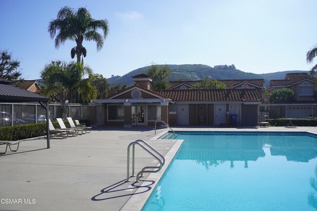 Building Photo - 495 Novara Way