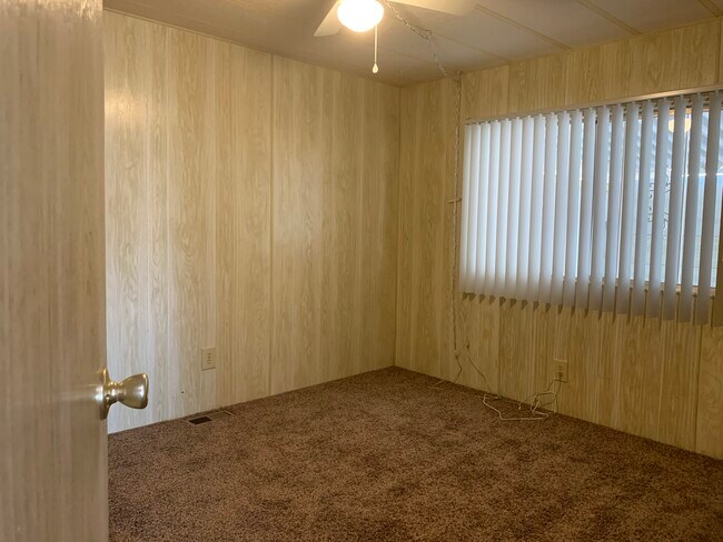 Building Photo - 1671 Cabrillo Dr