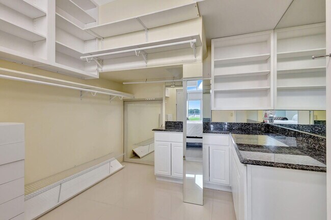 Building Photo - 16334 Port Dickinson Dr