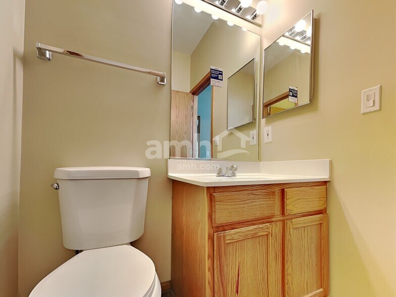 Building Photo - 14151 S Napa Cir