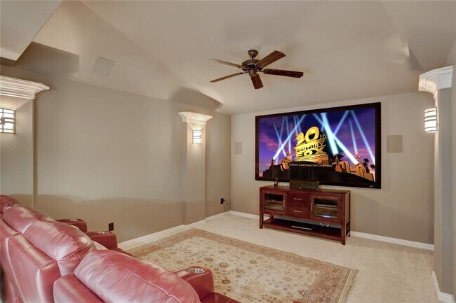 Building Photo - 10727 Stone Isle Ct