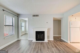 Building Photo - 1603 Huntingdon Trail