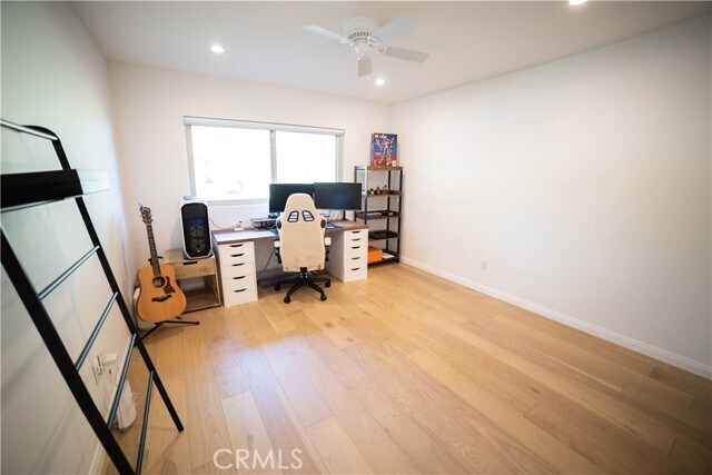 Building Photo - 4935 Ocean View Blvd