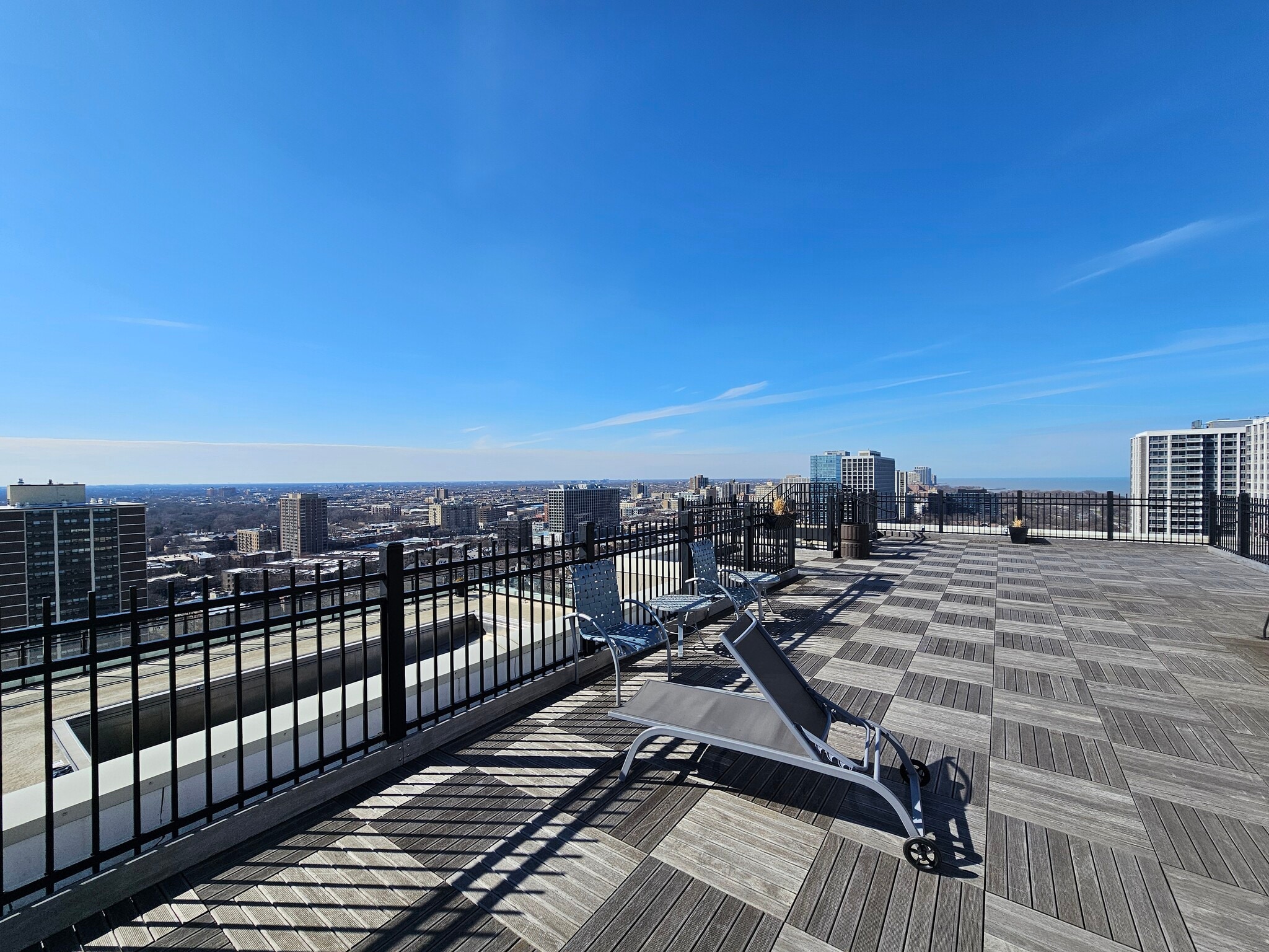 Building Photo - 720 W Gordon Terrace