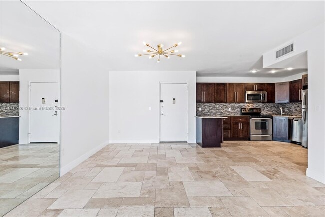 Building Photo - 3642 NE 171 St