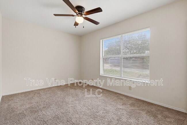 Building Photo - 7911 Corona Ridge