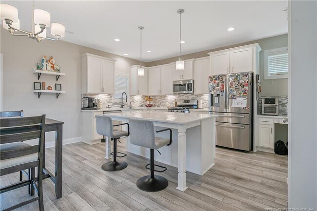 Building Photo - 1408 Friar Rock Cir