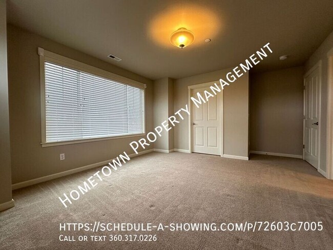 Building Photo - 3 Bedroom 2.5 Bath Condo on Briggs Drive -...