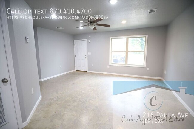 Building Photo - 2 bed, 2 bath apt recently built in Truman...