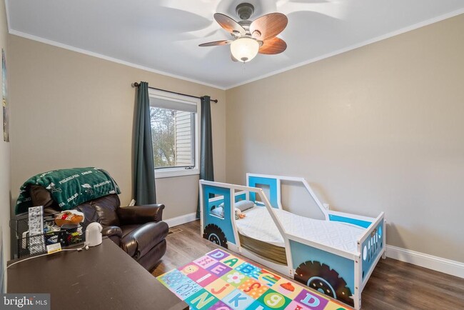 Building Photo - 226 Farleigh Ct