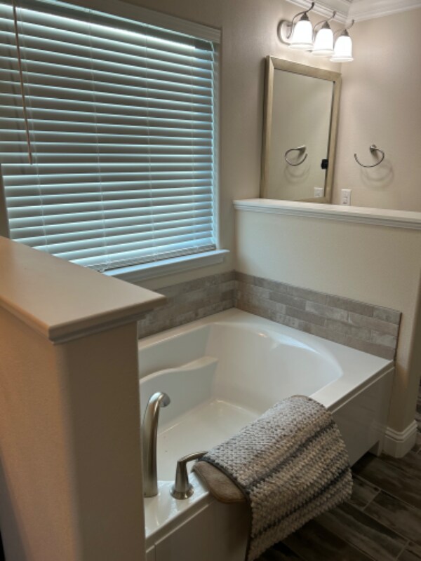 Building Photo - 800 E 92nd St