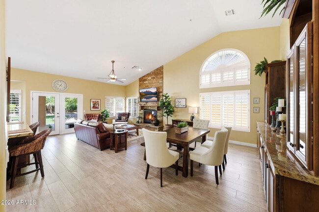 Building Photo - 7642 E Hartford Dr