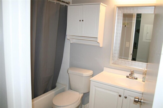 Building Photo - 245 Nautilus Way