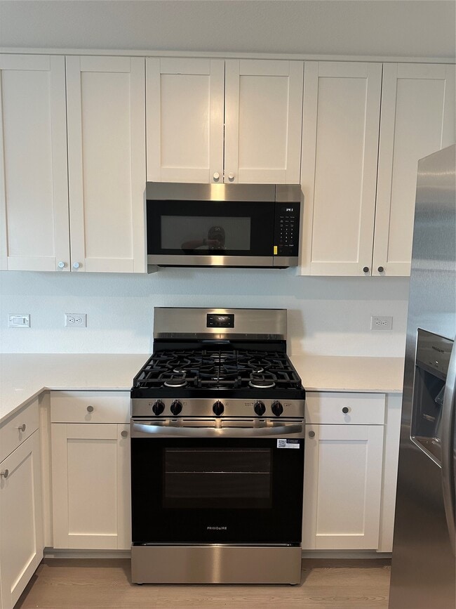Building Photo - 6209 Alder Crk Dr